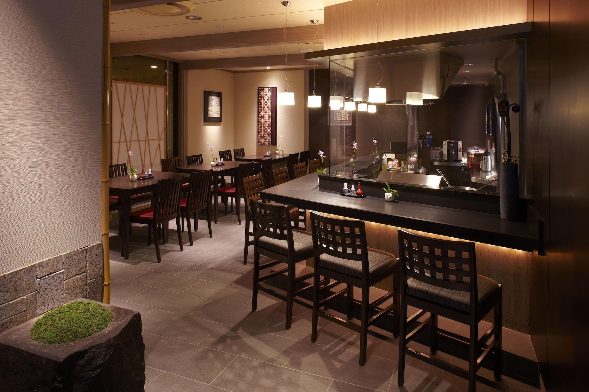 Hotel New Otani Hakata Fukuoka  Zewnętrze zdjęcie A restaurant in Tokyo