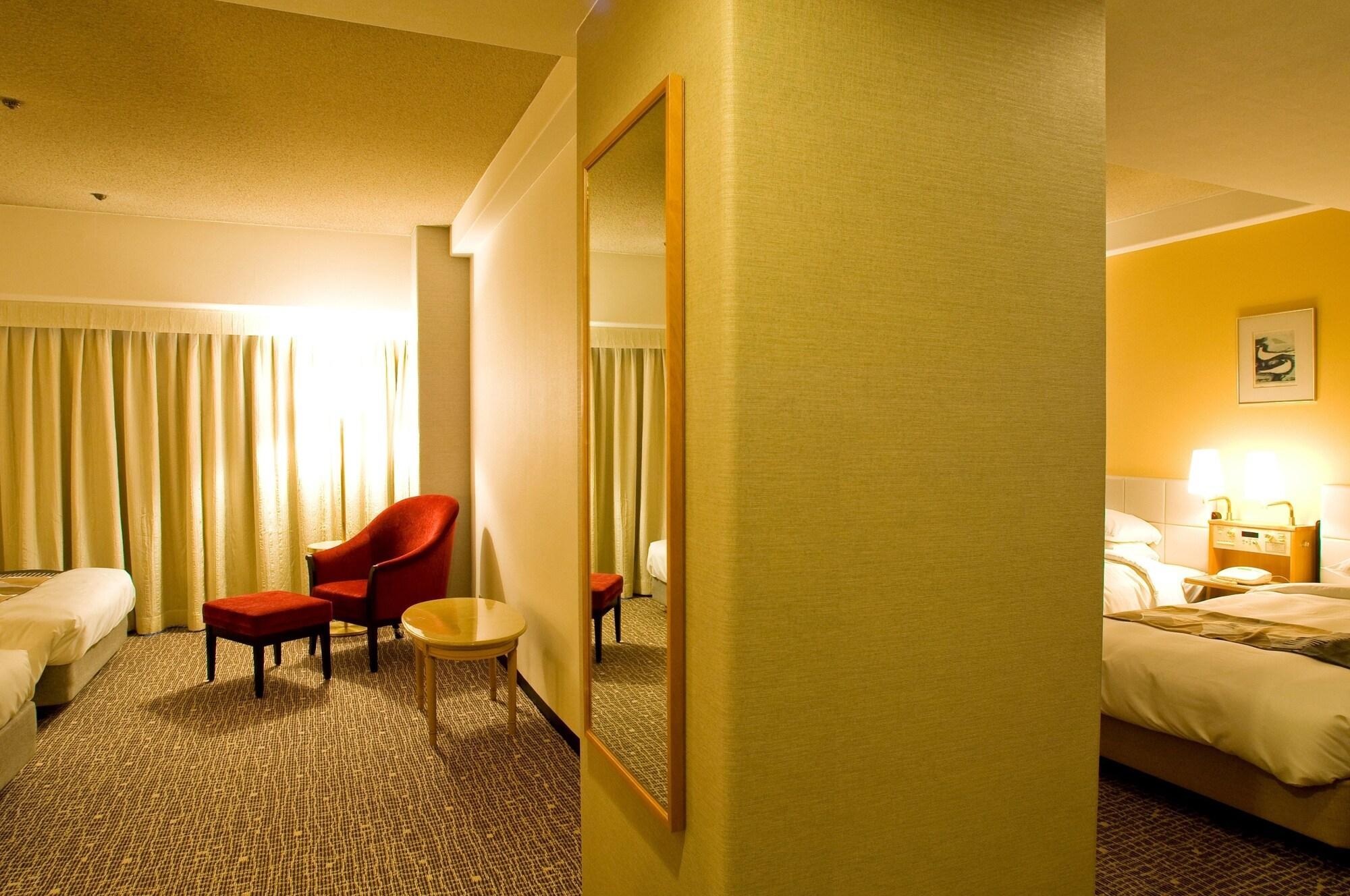Hotel New Otani Hakata Fukuoka  Zewnętrze zdjęcie A room at the hotel