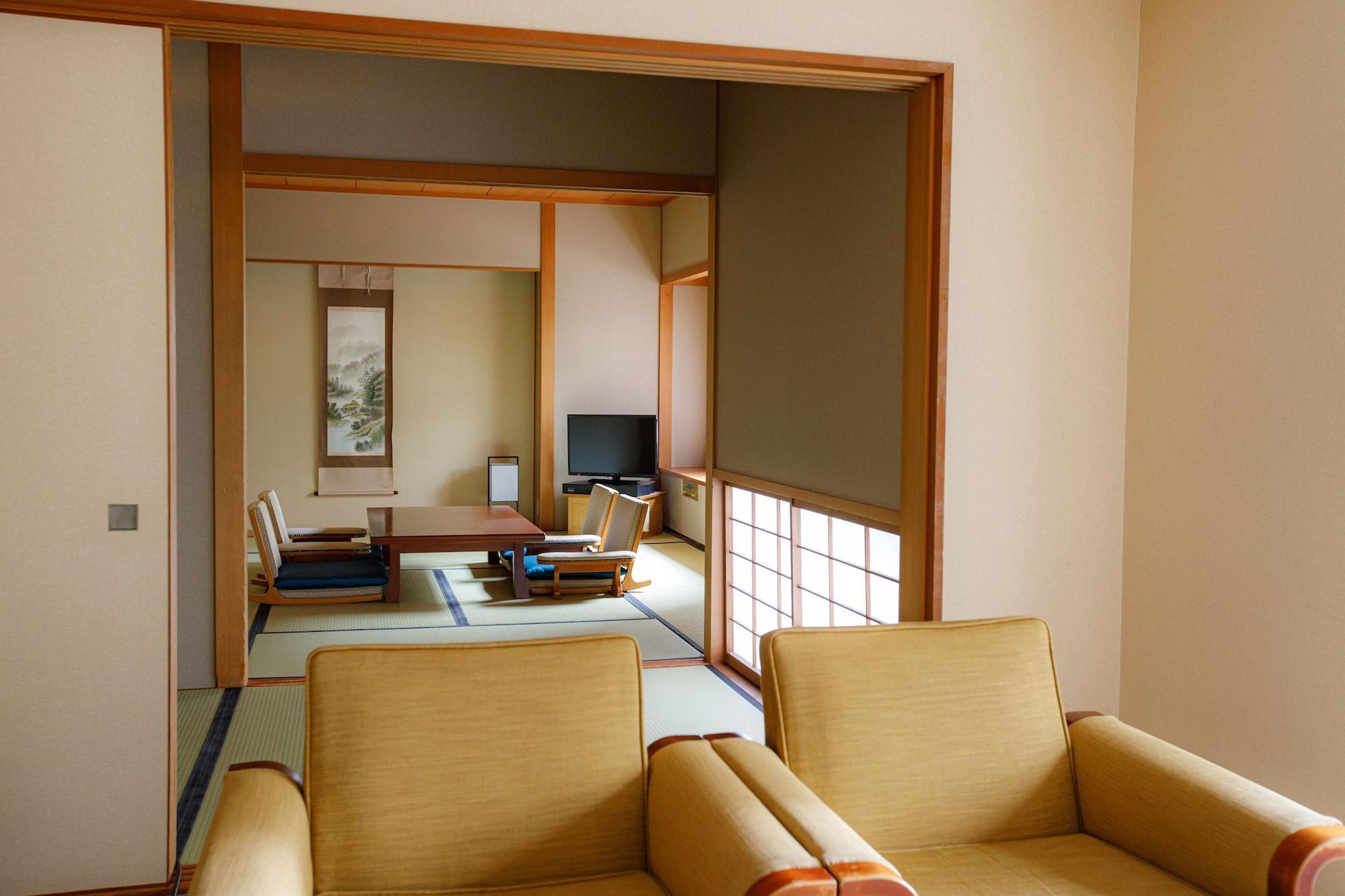 Hotel New Otani Hakata Fukuoka  Zewnętrze zdjęcie A room at the Kyoto International Manga Museum