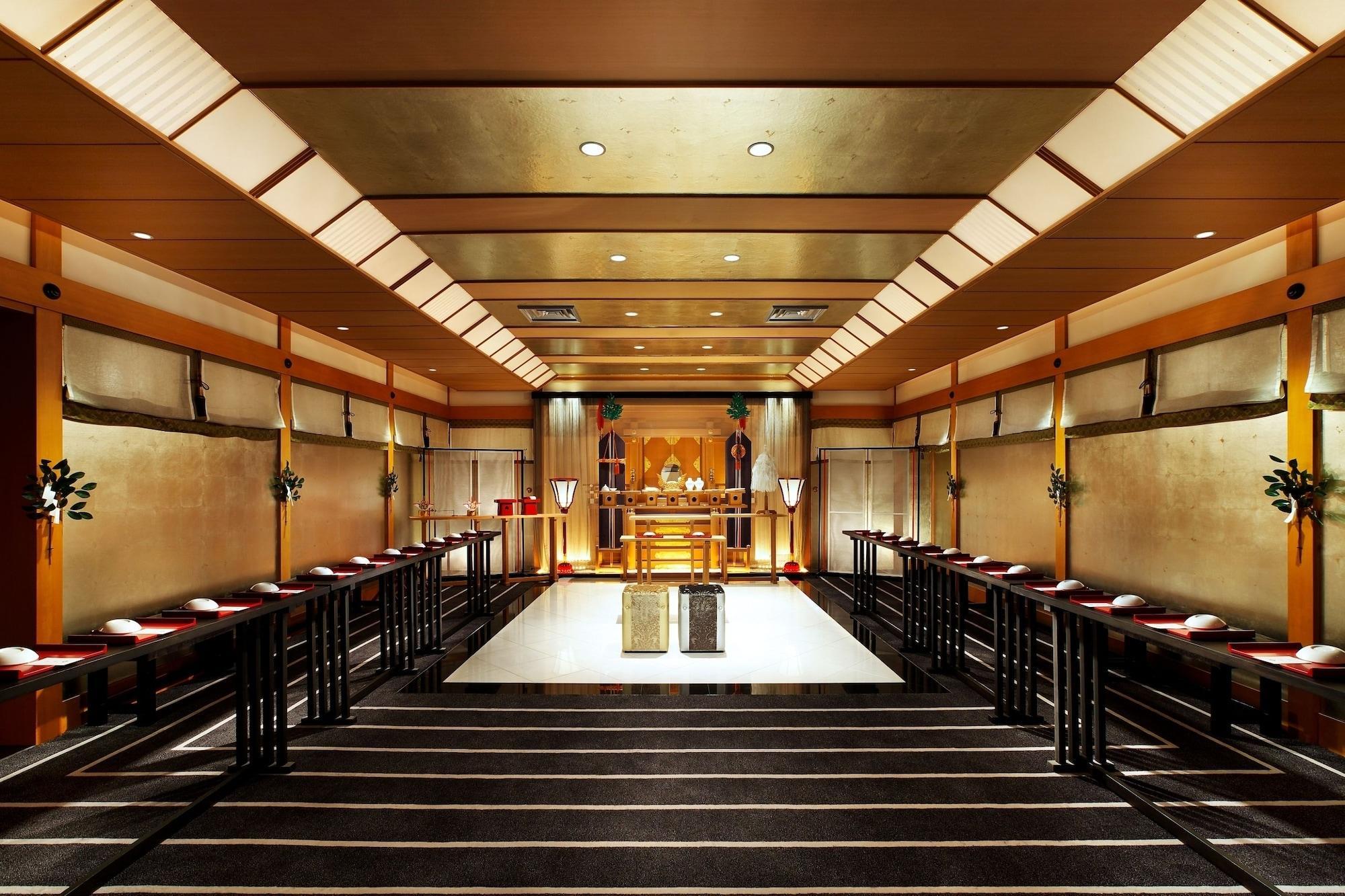 Hotel New Otani Hakata Fukuoka  Zewnętrze zdjęcie The interior of a restaurant in Kyoto, Japan